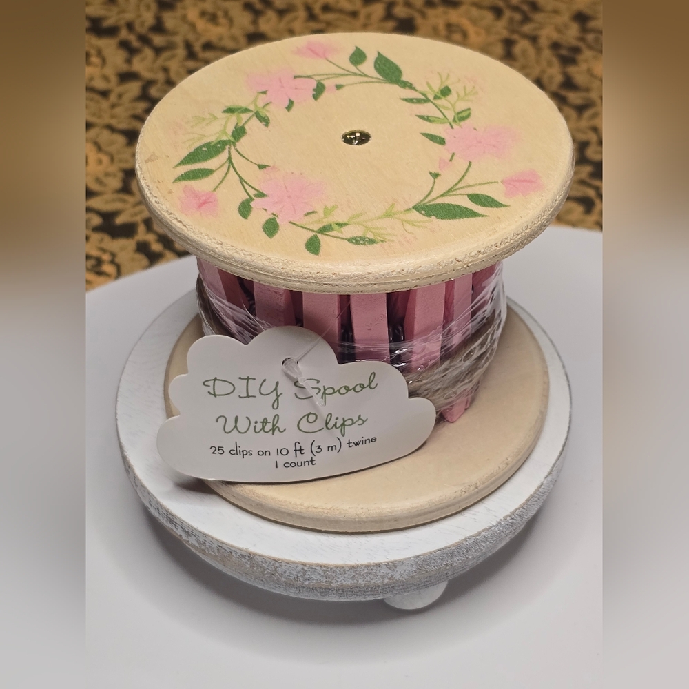 DIY Spool With Clips 25 Clips On 10ft Twine 1 Count [ Read Details ]